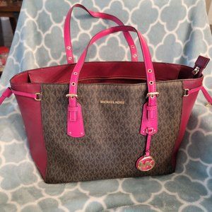 Micheal Kors tote Brown with 2 tone pink*matching wallet is posted in closet